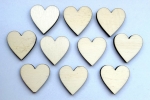 2,5 cm Herz aus Holz 10 Stück